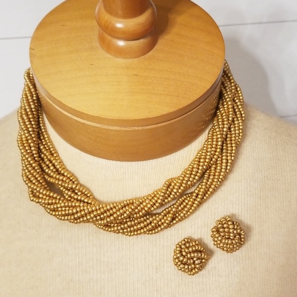 Fashion Gold Necklace & Earring Set - Picture 3 of 5